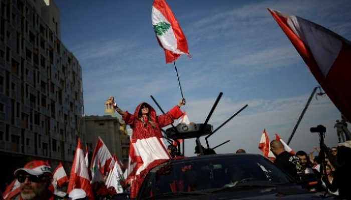 المظاهرات تضرب لبنان مجددا احتجاجا على السياسة المالية