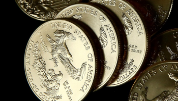 الذهب ينخفض مع مكاسب الأسهم الآسيوية