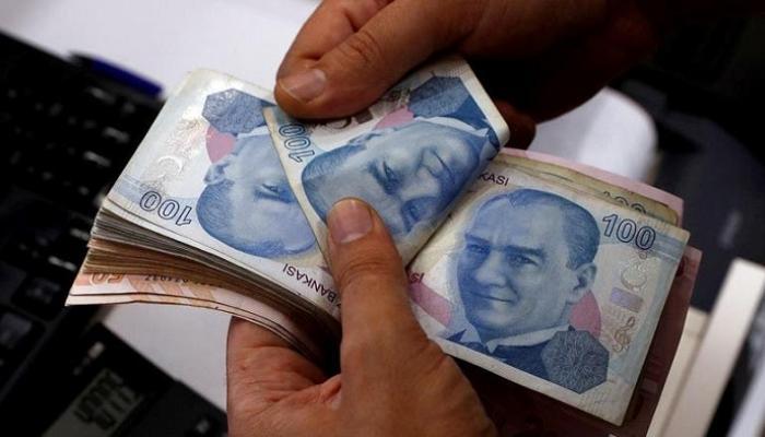 الليرة التركية تدفع ثمن تراجع الاقتصاد