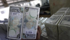 الدولار يتوحش أمام الليرة السورية ويفقدها 10% جديدة