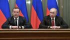 रूस में पीएम दिमित्री मेदवेदेव की सरकार ने राष्ट्रपति व्लादिमीर पुतिन को इस्तीफा सौंपा