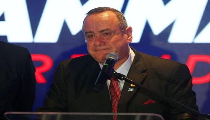 رئيس جواتيمالا أليخاندرو جياماتي