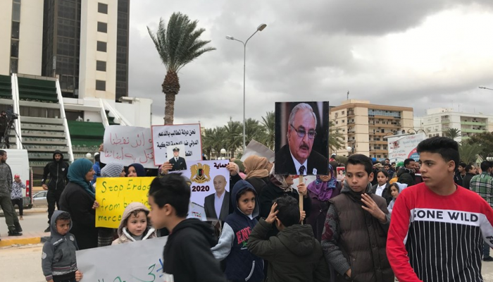 جانب من احتجاجات الليبيين دعما للجيش الوطني