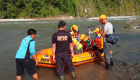 غرق 9 بعد انهيار جسر فوق نهر في إندونيسيا