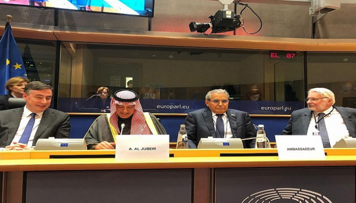 جانب من مشاركة الجبير في البرلمان الأوروبي