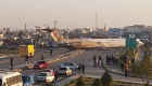 طائرة ركاب إيرانية تنحرف عن المدرج وتقتحم الطريق السريع