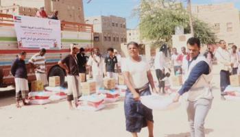 استفاد من المساعدات (2700) فرد من الأسر الفقيرة والمحتاجة في حضرموت