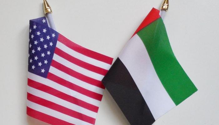 الإمارات وأمريكا تبحثان تعزيز الاستثمارات في قطاعات حيوية