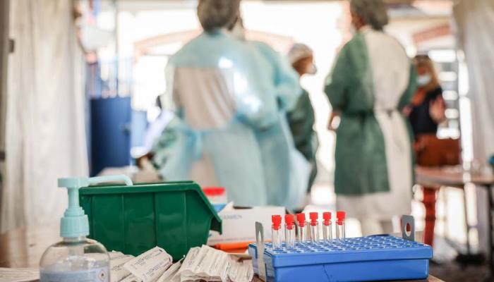 La France a enregistré samedi près de 27 000 nouveaux cas de contaminations par le Coronavirus