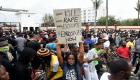 احتجاجات نيجيريا.. قمع وقطع طرق وحظر تجول 