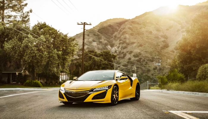 أكيورا NSX