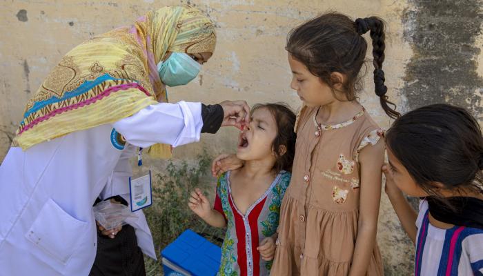حملة إماراتية لمكافحة شلل الأطفال في باكستان