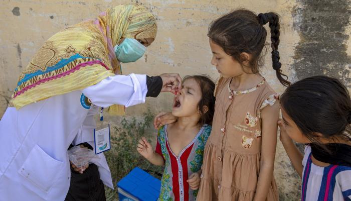 Les efforts des EAU pour lutter contre la polio dans le monde