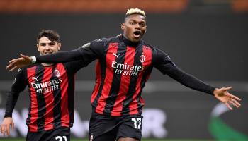 احتفال لياو لاعب ميلان الإيطالي