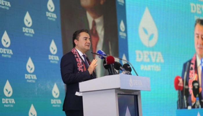 علي باباجان رئيس حزب