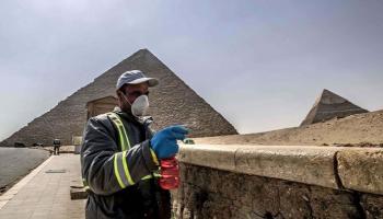 انخفاض أعداد السياح الوافدين إلى مصر بنسبة 62.3%