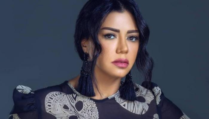الفنانة رانيا يوسف