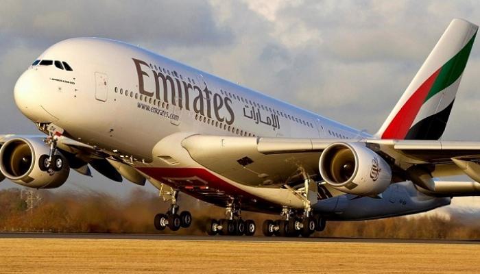 طائرة طيران الإمارات إيرباص A380 الأكبر في العالم