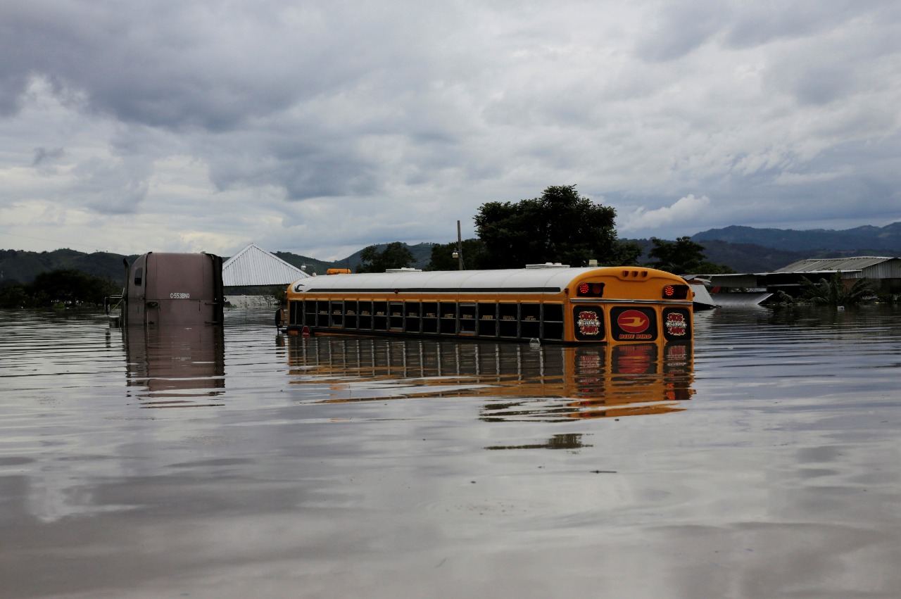 توفان اتا در پمینتای هندوراس