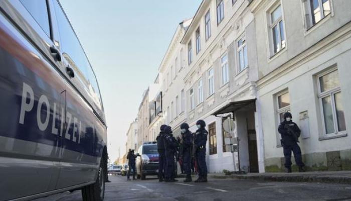 la police autrichienne lance plus de 60 perquisitions