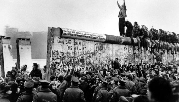 Allemagne 31 Ans Depuis La Chute Du Mur De Berlin Le Jour Du Destin