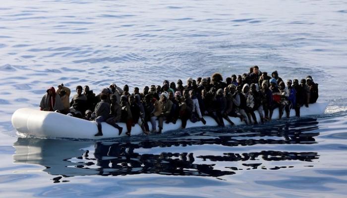 خفر السواحل التونسي ينقذ 36 مهاجرًا غير شرعي