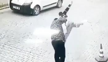 مشهد من الفيديو