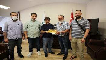 سلطان بوليك الثاني من اليمن مع عثمان أتالاي في تركيا