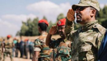 رئيس الوزراء الإثيوبي بالزي العسكري - أرشيفية