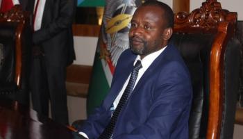 رئيس الجبهة الثورية الدكتور الهادي إدريس