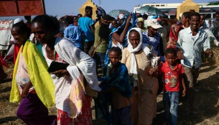 جانب من لاجئي إثيوبيا على الحدود السودانية - أ.ف.ب