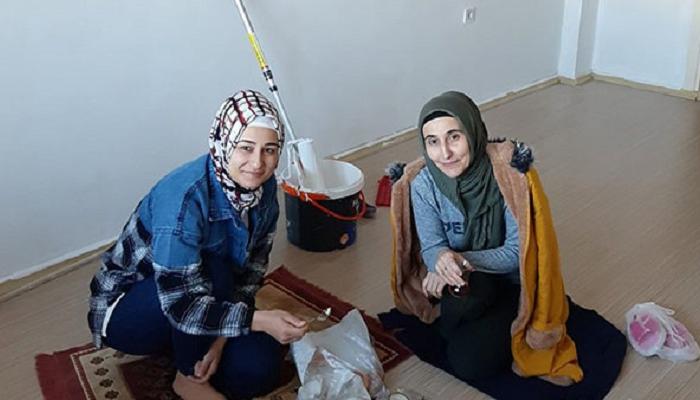 المعلمتان التركيتان