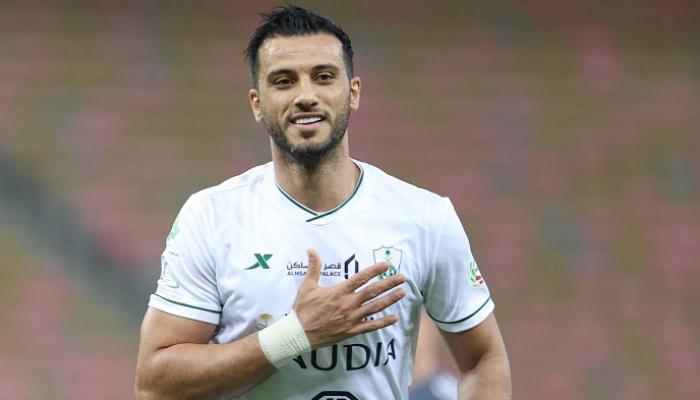 عمر السومة مهاجم الأهلي السعودي