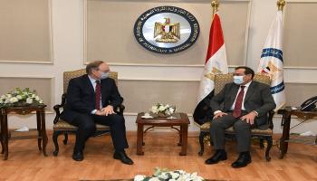وزير البترول والثروة المعدنية وسفير الاتحاد الأوروبي خلال لقاء مشترك