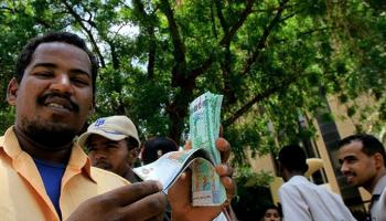 تراجع سعر الدولار في السودان