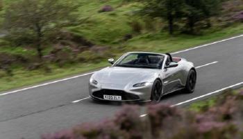 السيارة الرودستر أستون مارتن Vantage الجديدة بقوة 510 حصان