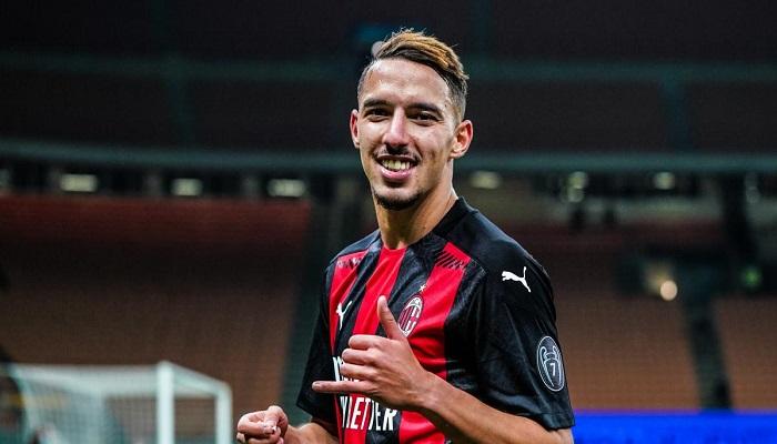 إسماعيل بن ناصر لاعب ميلان الإيطالي