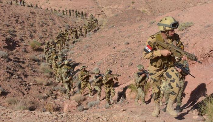 قوات من الجيش المصري تنفذ تدريبات قرب حدود ليبيا- أرشيفية