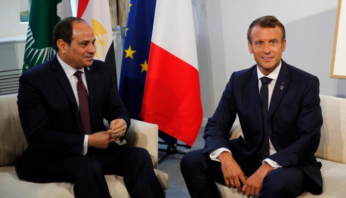 Le président égyptien Abdel Fattah al-Sissi  et Emmanuel Macron lors du G7 à Biarritz le 26 août 2019-AFP