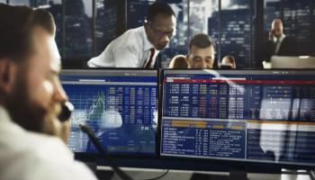 أسهم أوروبا تنخفض جراء مخاوف إزاء العلاقات الأمريكية الصينية