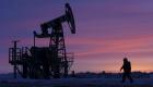 أسعار النفط تتراجع أمام قيود العزل الجديدة