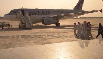 الرهائن القطريون يغادرون بغداد - صورة من نيويورك تايمز