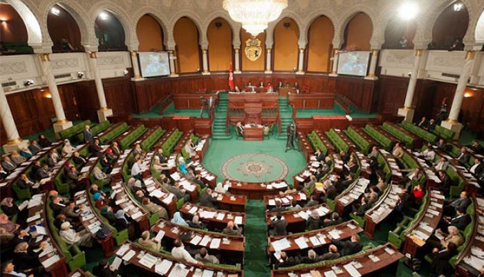 Le parlement tunisien valide le nouveau budget, malgré l'énorme déficit budgétaire