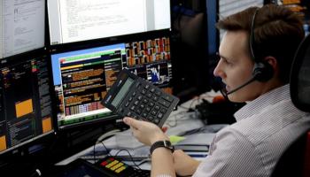 بورصة موسكو تقفز إلى مستويات قياسية