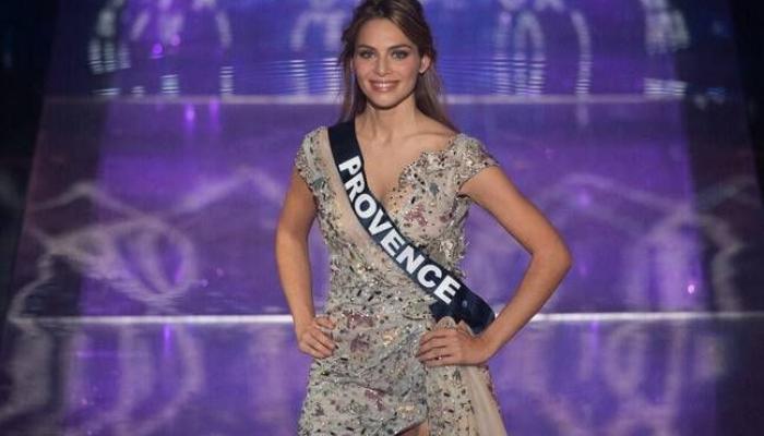 April Benayoum, la candidate pour la région Provence lors du concours de beauté Miss France 2021