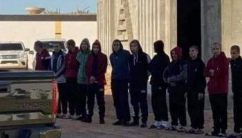 أسرى يجرى تبادلهم في منطقة الشويرف جنوب غربي ليبيا