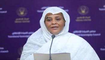 الناطقة الرسمية باسم مجلس شركاء الحكم مريم الصادق 