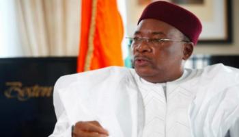 الرئيس النيجري محمدو يسوفو