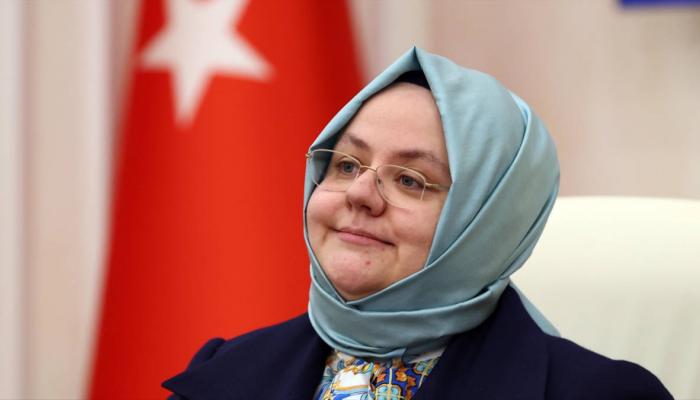 وزيرة الأسرة والعمل التركية
