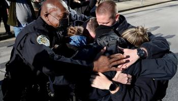 ضباط من شرطة ناشفيل - نيويورك تايمز